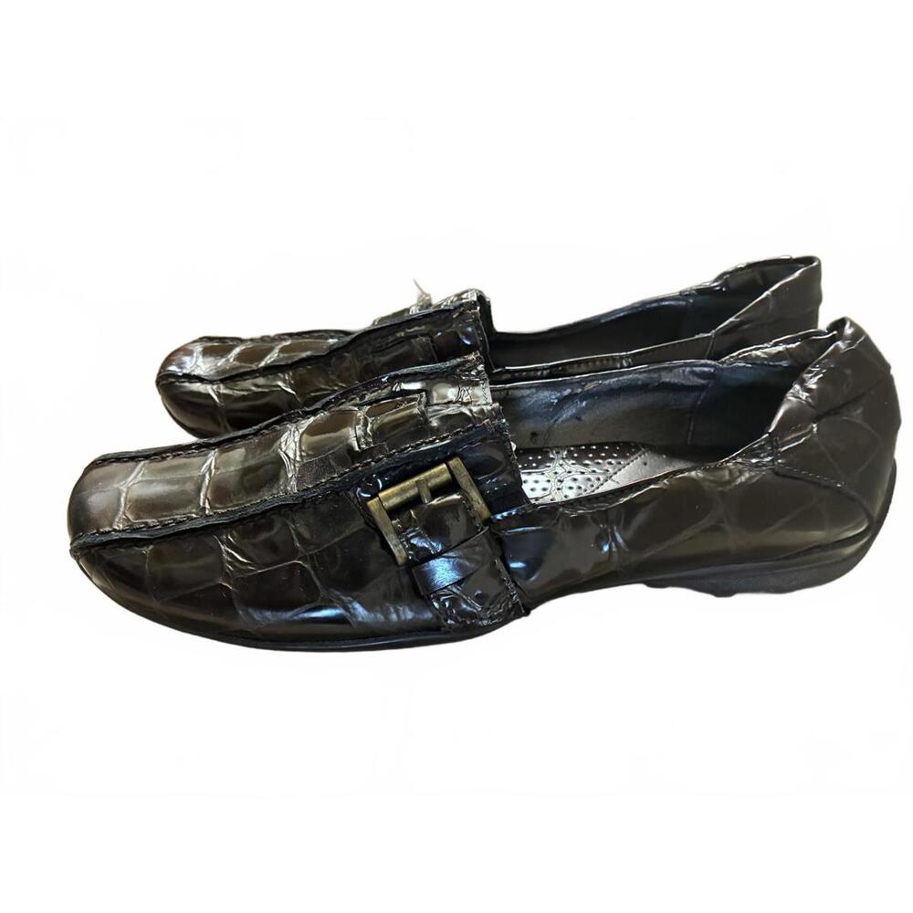 Meucci Size 7M Croc-Embossed Leather Loafers